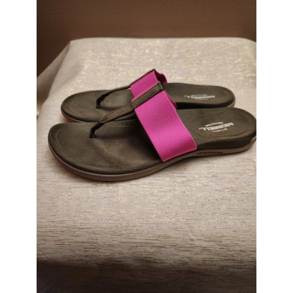 Merrell Shoes - Merrell Air Cushion Memory Foam Thong Sandals Olive Pink Size 9 J002930